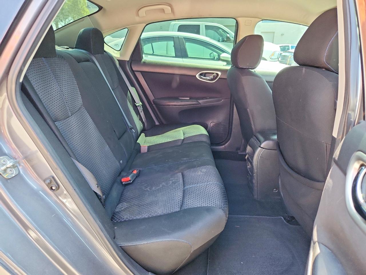 2019 NISSAN SENTRA SR photo 19