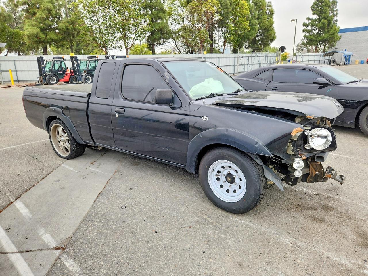 2001 NISSAN FRONTIER KING CAB XE photo 7