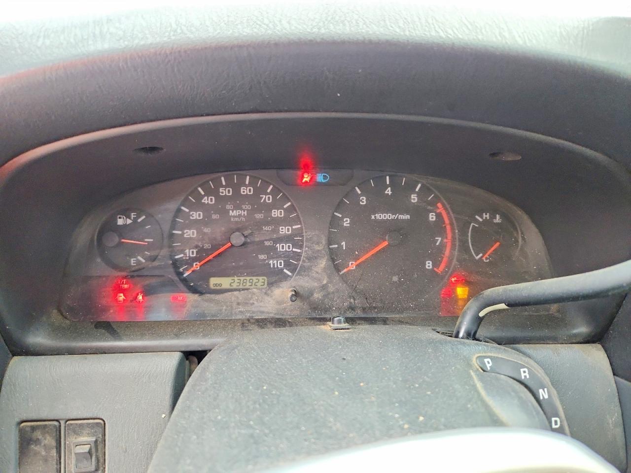 2001 NISSAN FRONTIER KING CAB XE photo 17