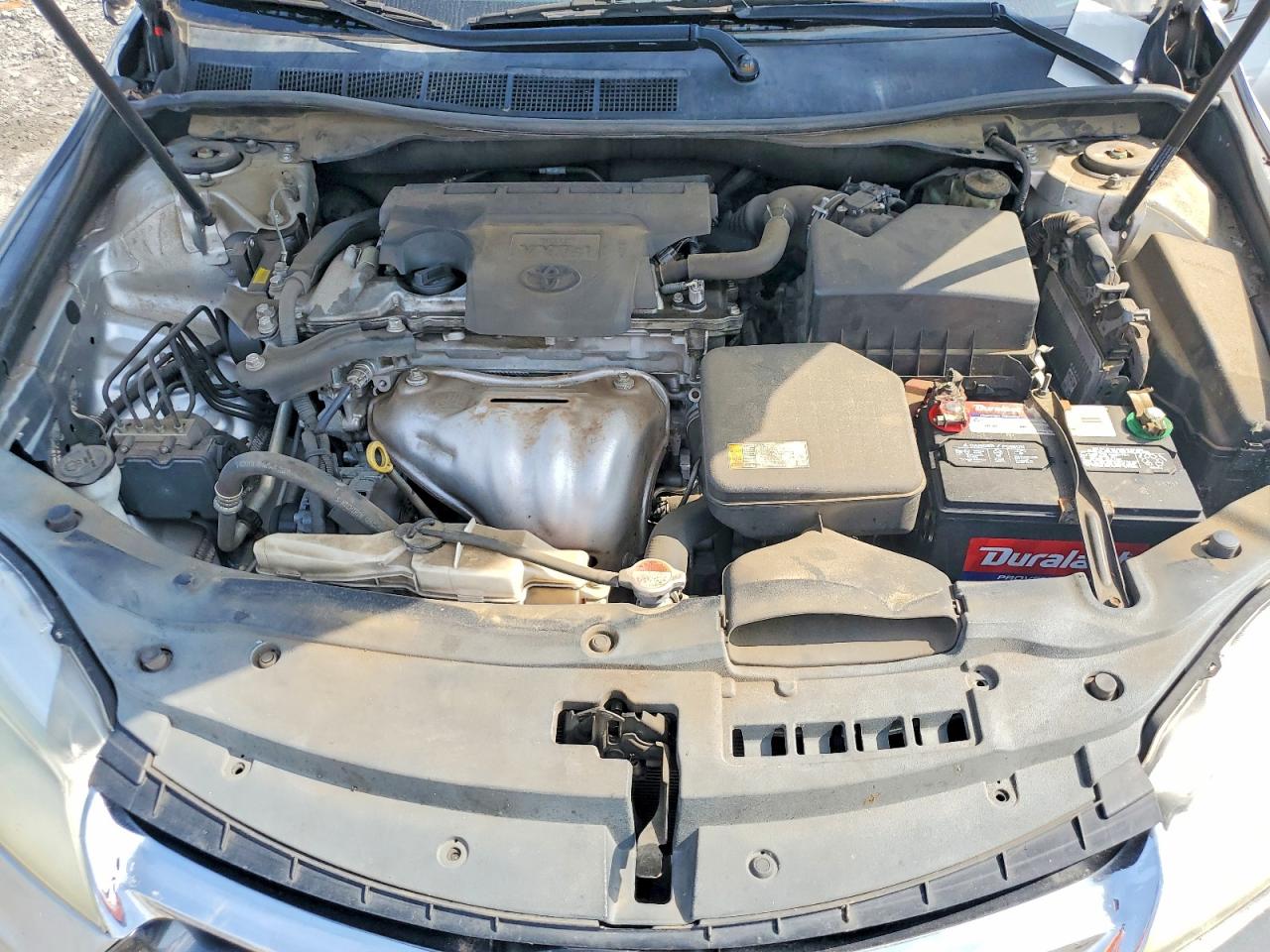 2016 TOYOTA CAMRY LE photo 21