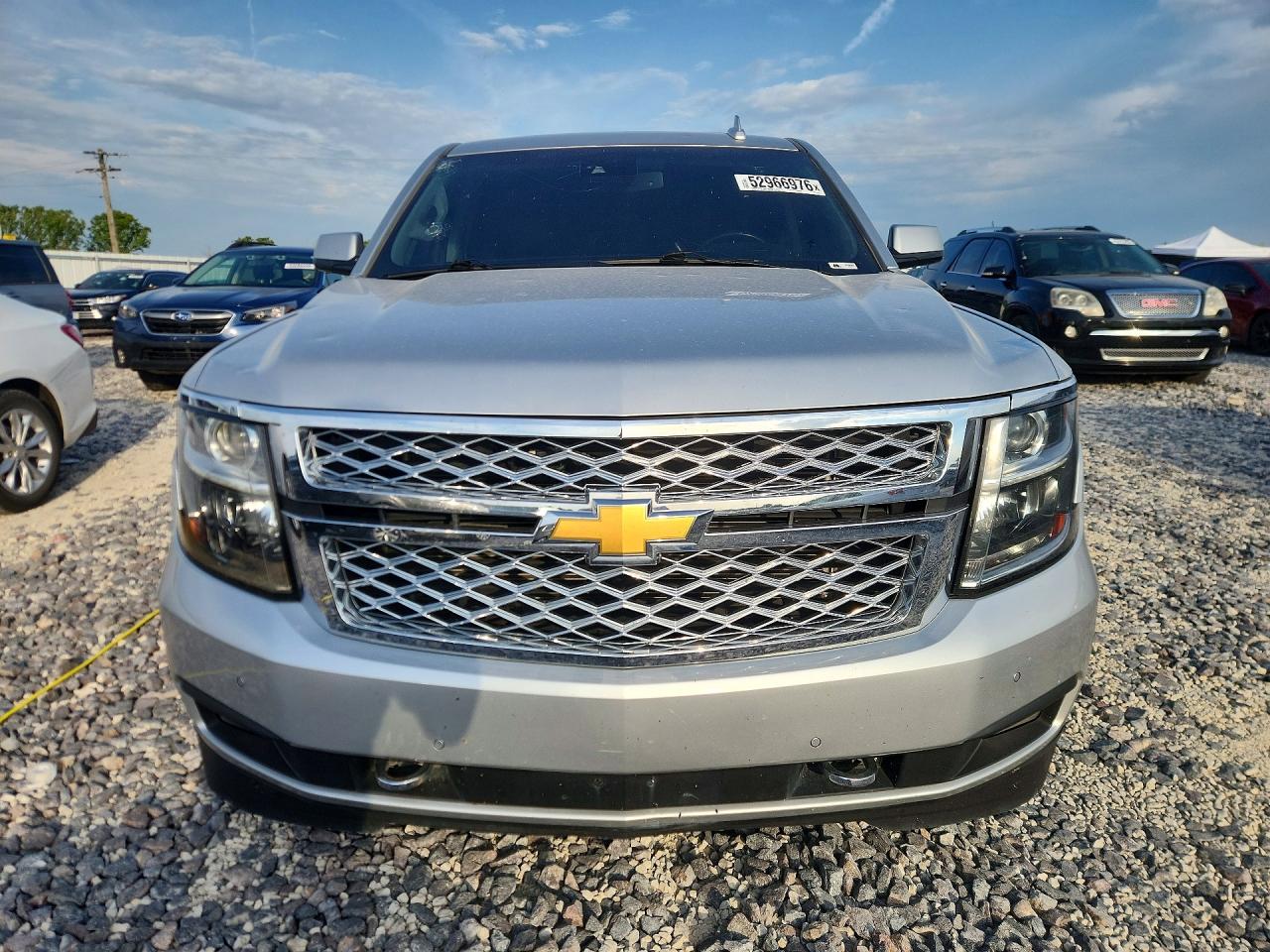 2018 CHEVROLET SUBURBAN K1500 LT photo 9