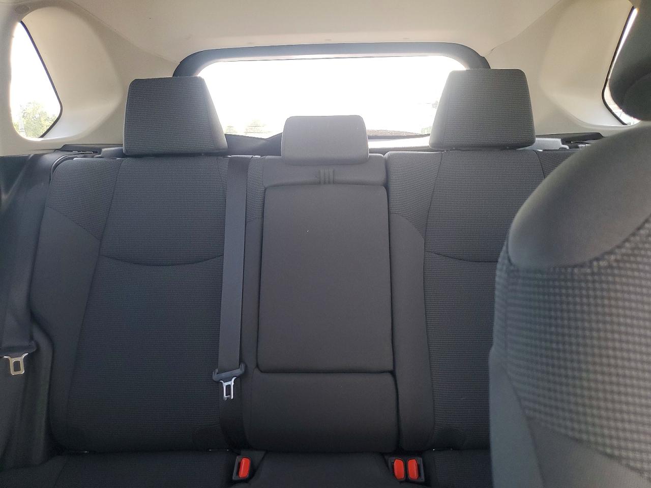2024 TOYOTA RAV4 LE photo 19