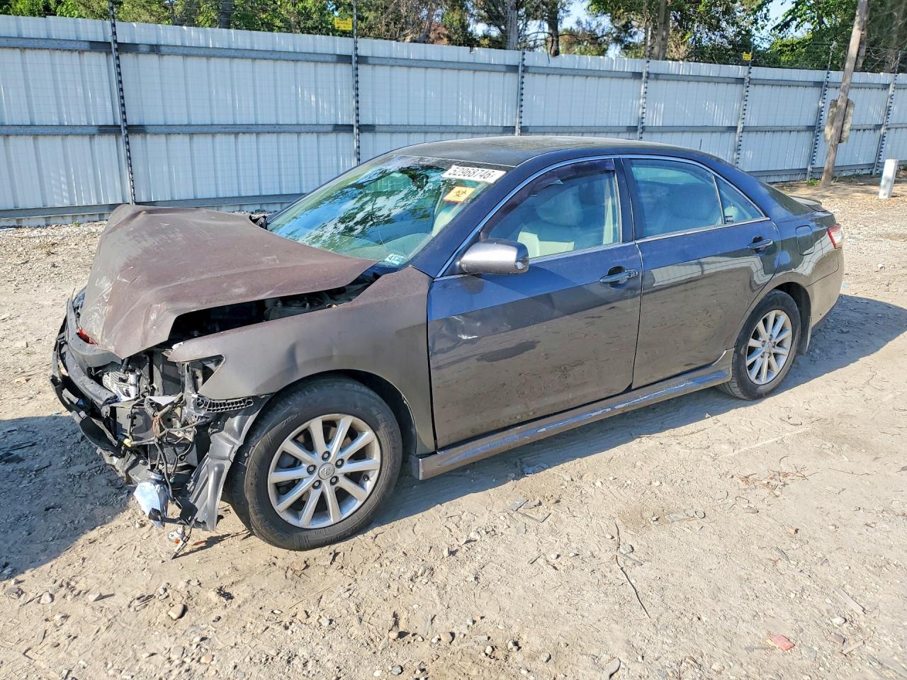 2011 TOYOTA CAMRY