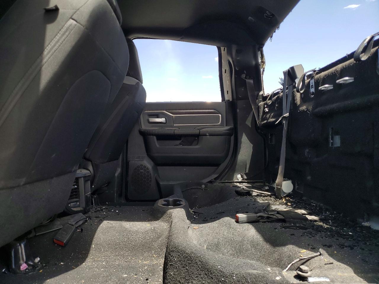 2021 RAM 3500 BIG HORN photo 19