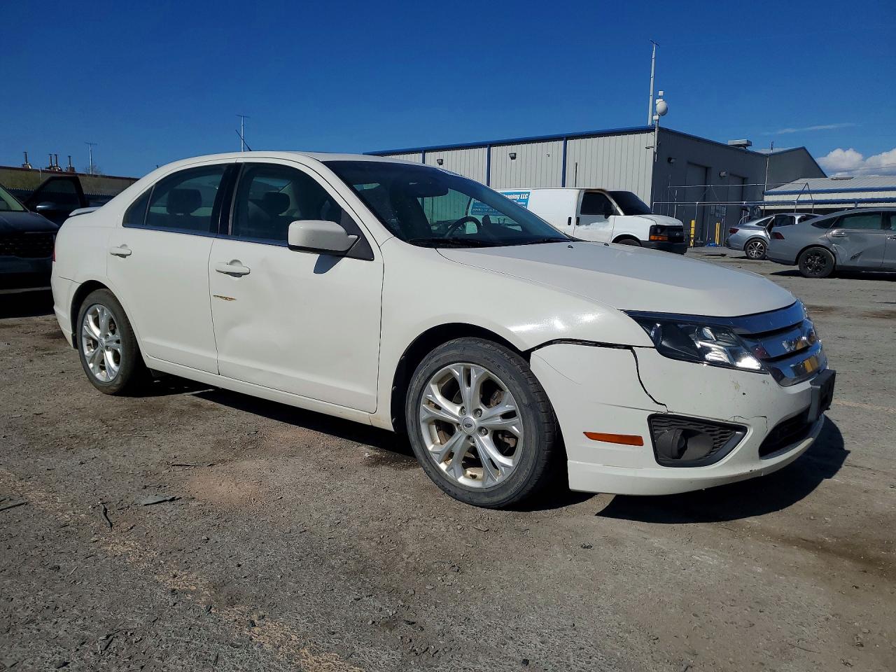 2012 FORD FUSION SE photo 4