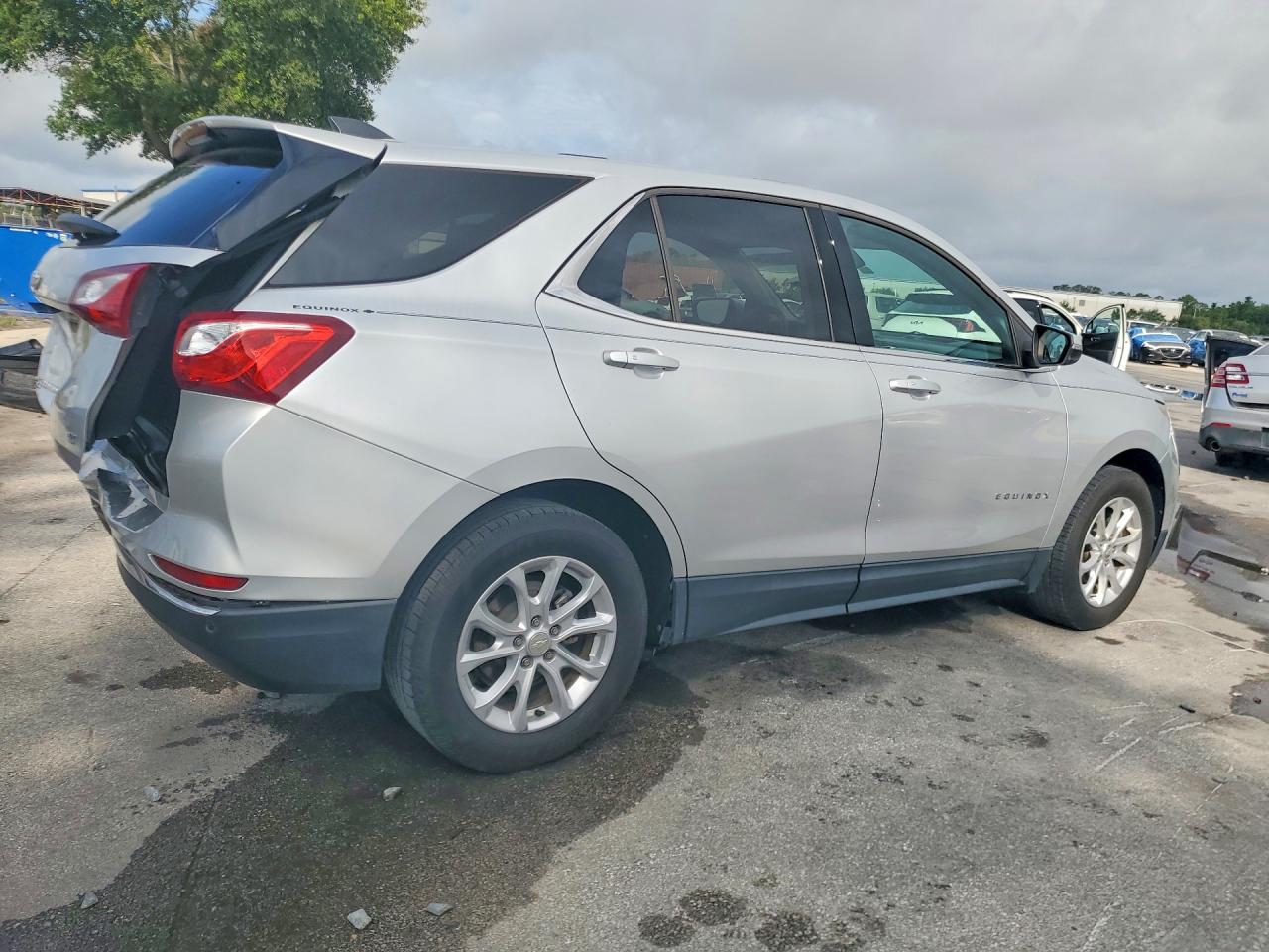 2019 CHEVROLET EQUINOX LT photo 5