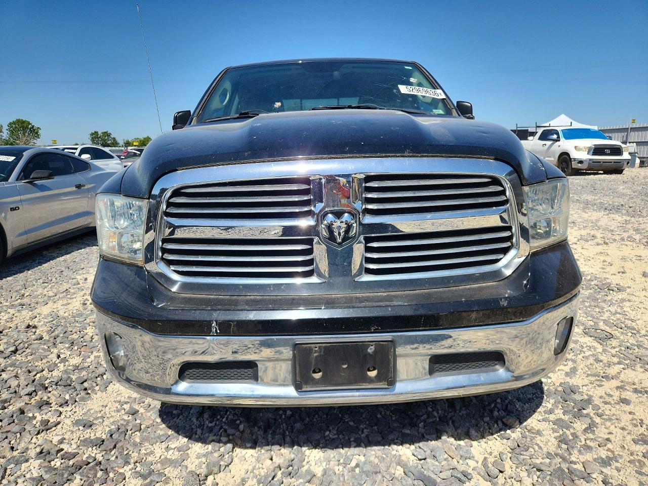 2014 RAM 1500 SLT photo 9