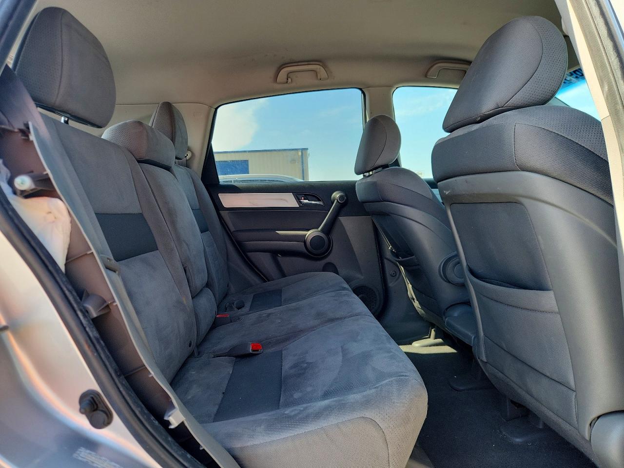 2011 HONDA CR-V SE photo 31