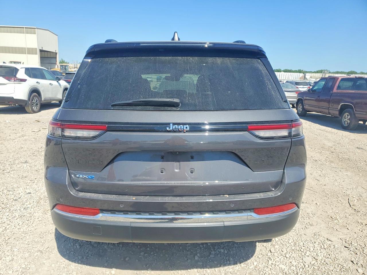 2022 JEEP GRAND CHEROKEE LIMITED 4XE photo 16