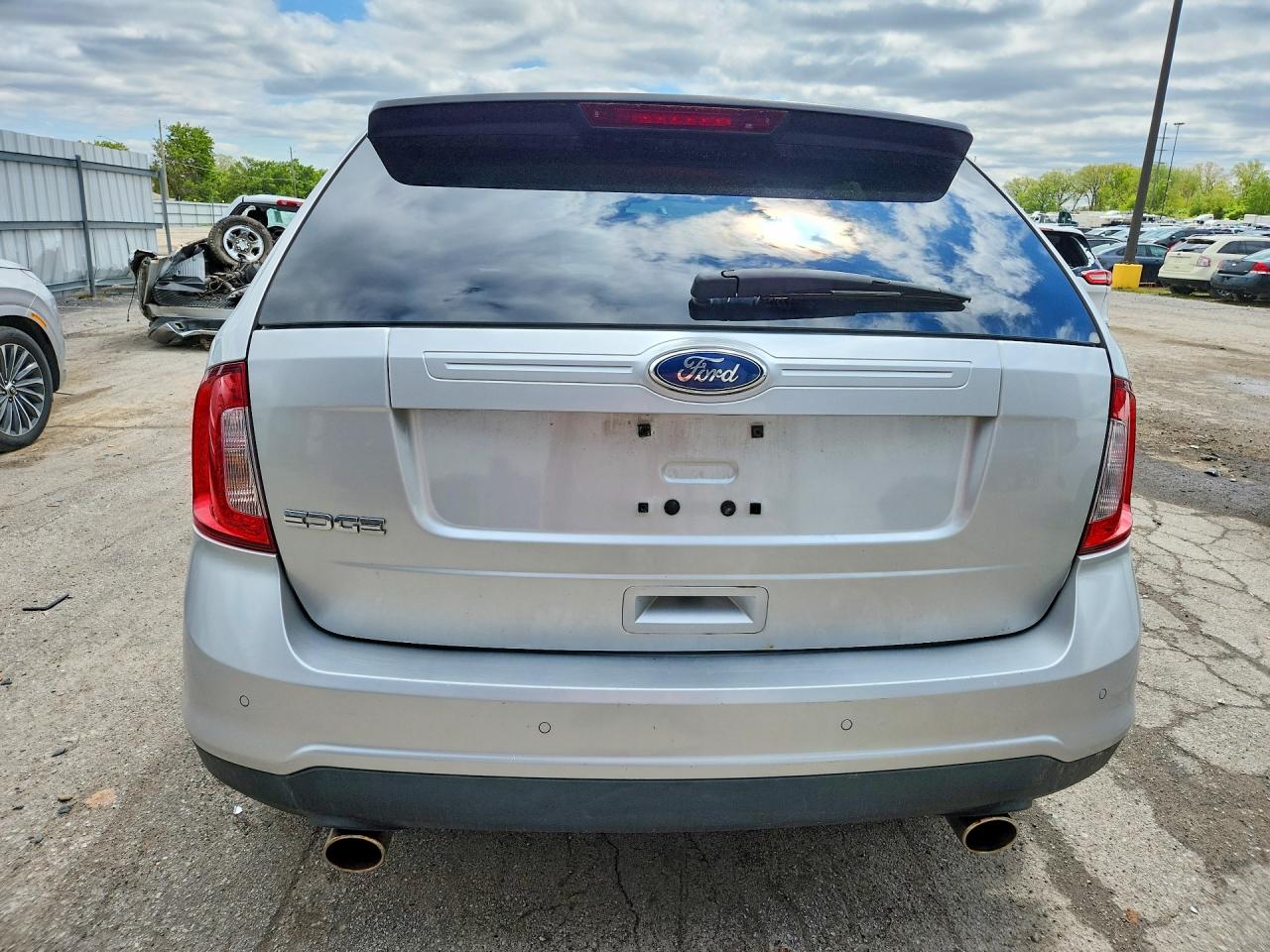 2011 FORD EDGE SE photo 11