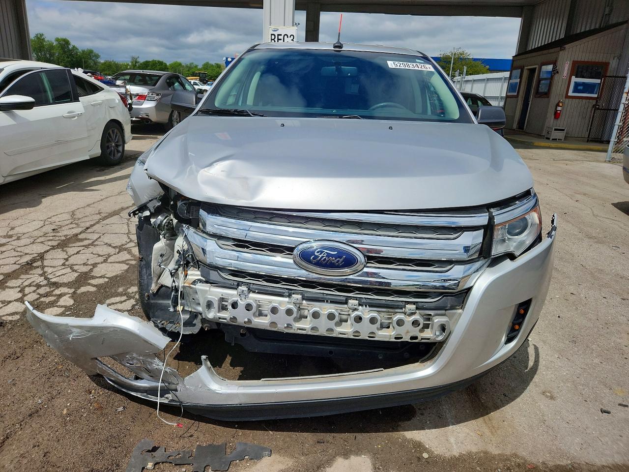 2011 FORD EDGE SE photo 9