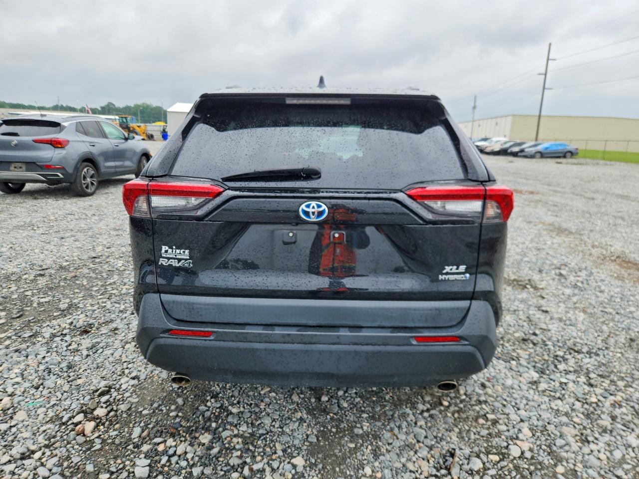 2022 TOYOTA RAV4 XLE PREMIUM photo 16