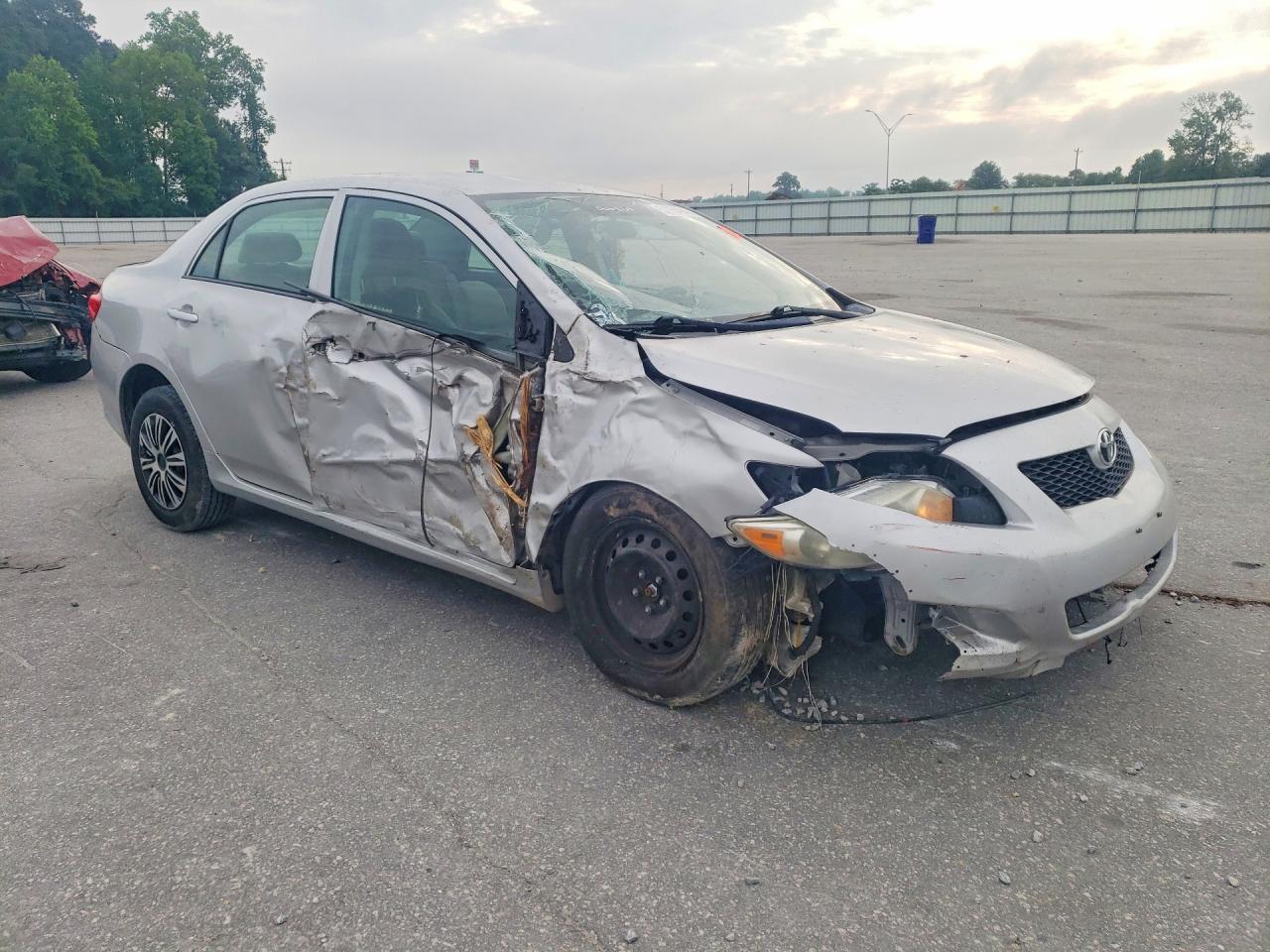 2010 TOYOTA COROLLA LE photo 7