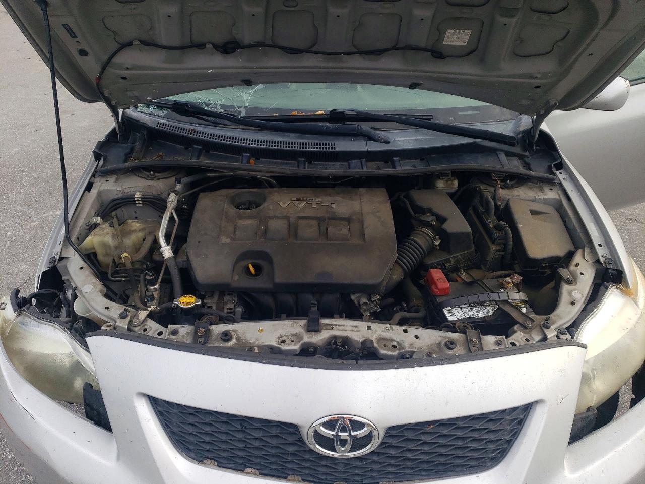 2010 TOYOTA COROLLA LE photo 21