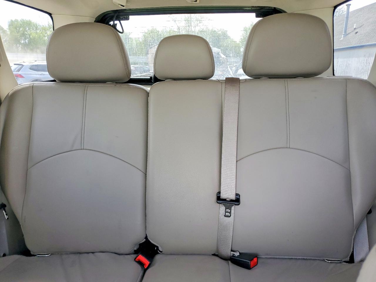 2010 MERCURY MARINER PREMIER photo 28