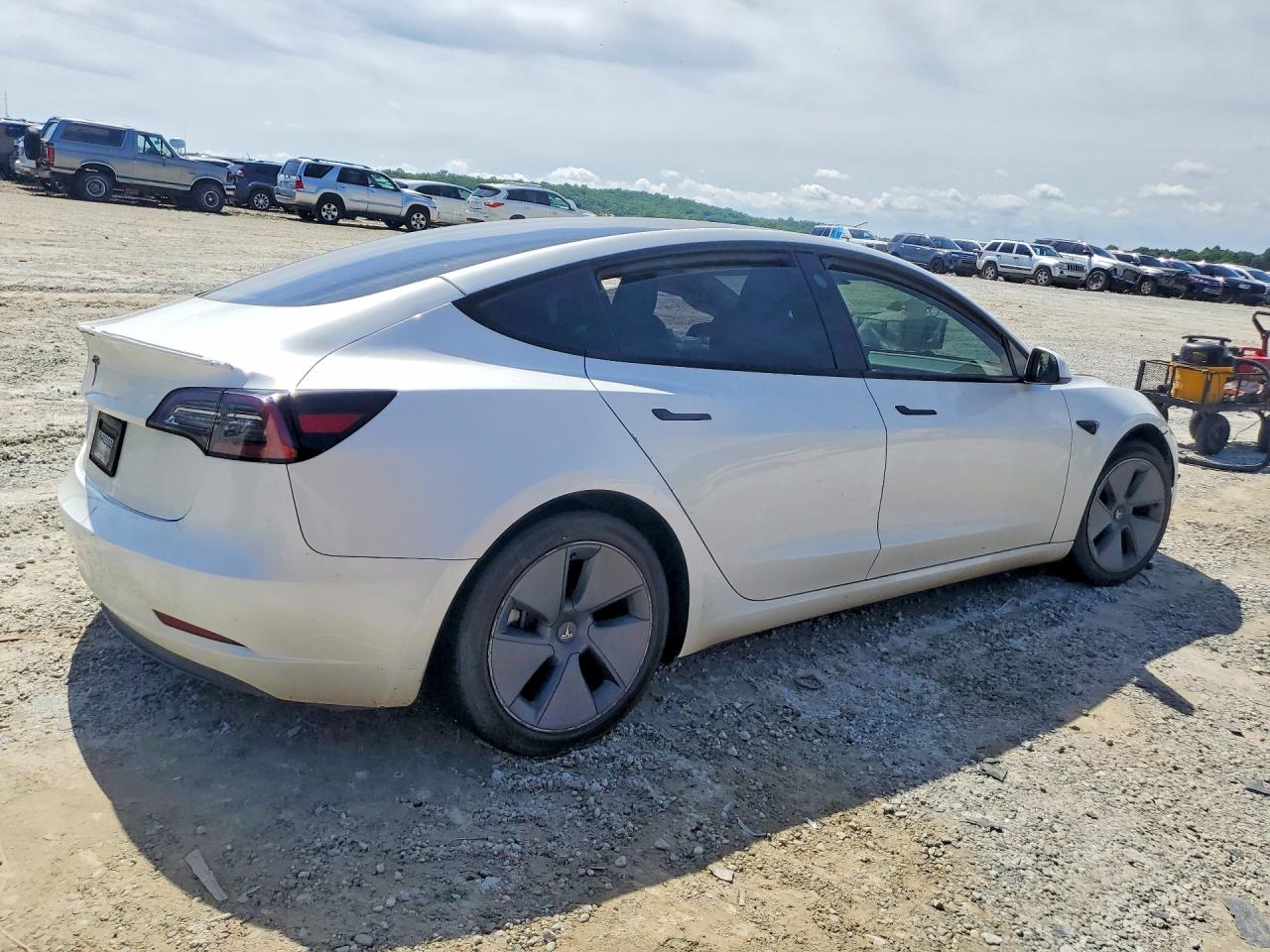 2023 TESLA MODEL 3 photo 5