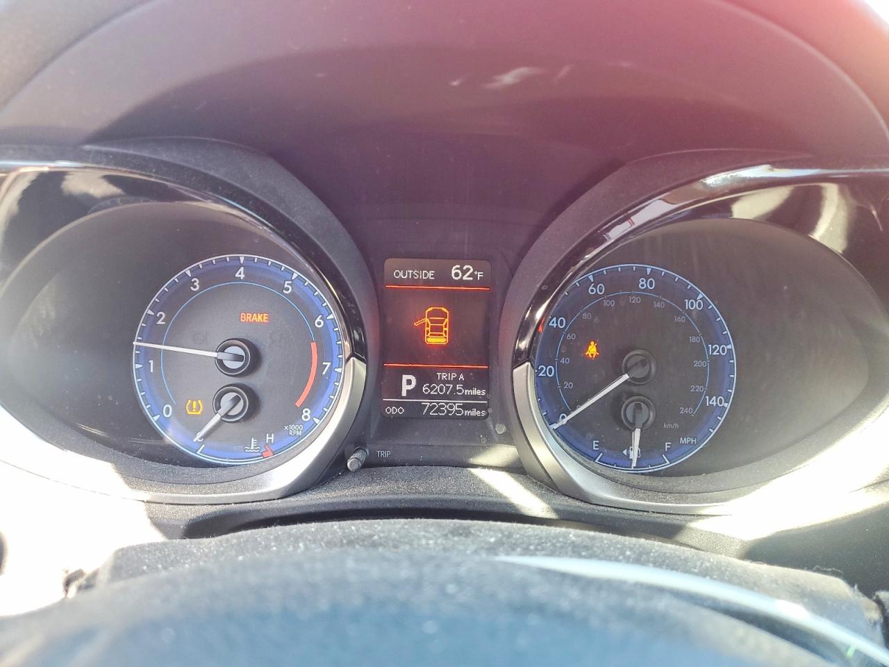 2016 TOYOTA COROLLA S PLUS photo 17