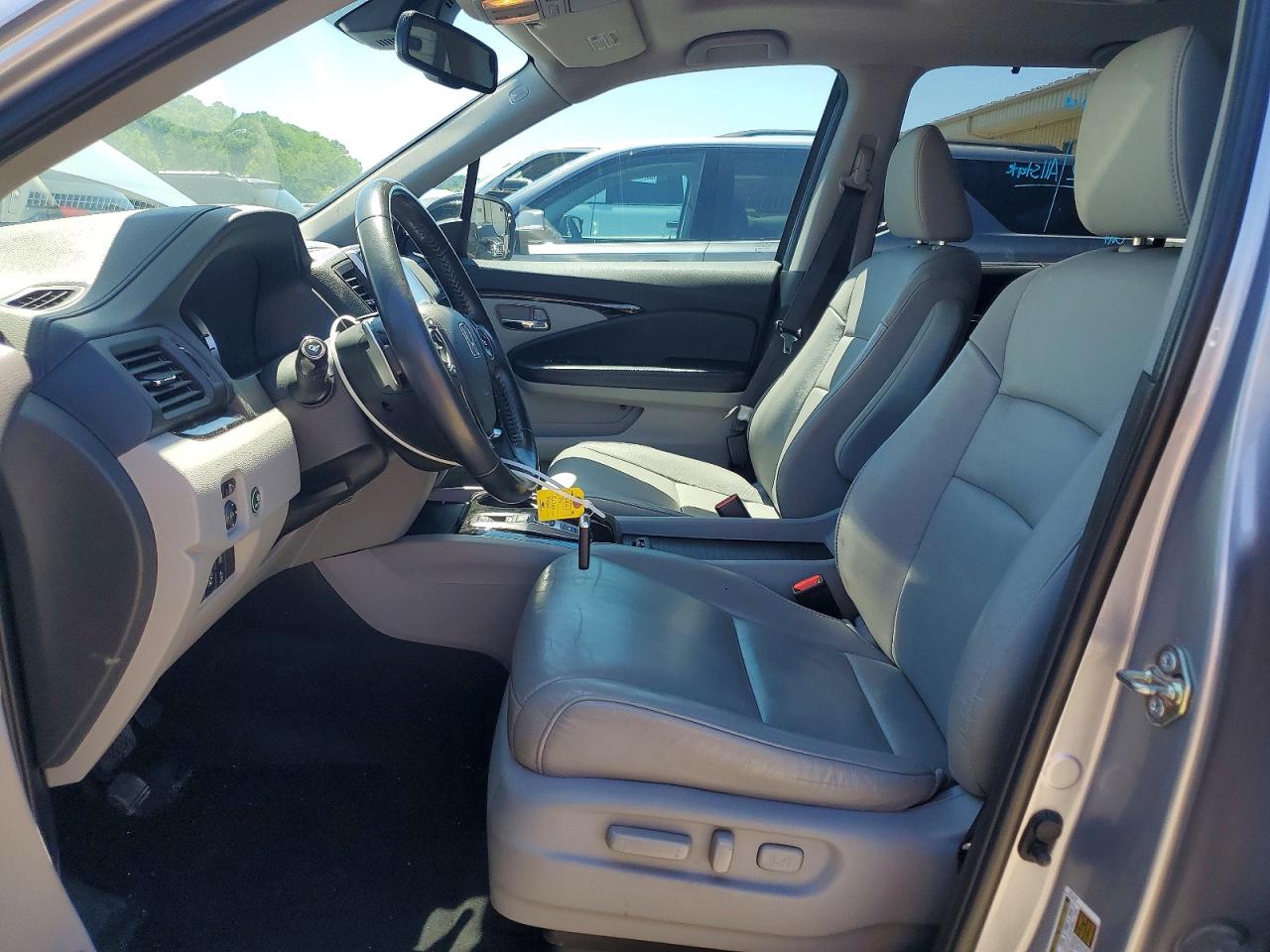 2016 HONDA PILOT TOURING photo 7
