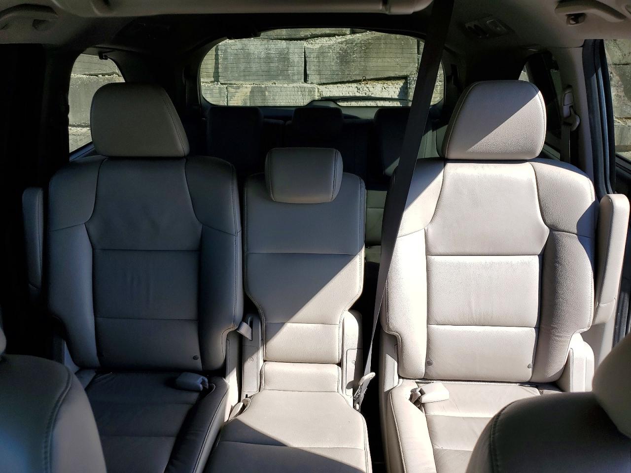 2012 HONDA ODYSSEY EXL photo 10