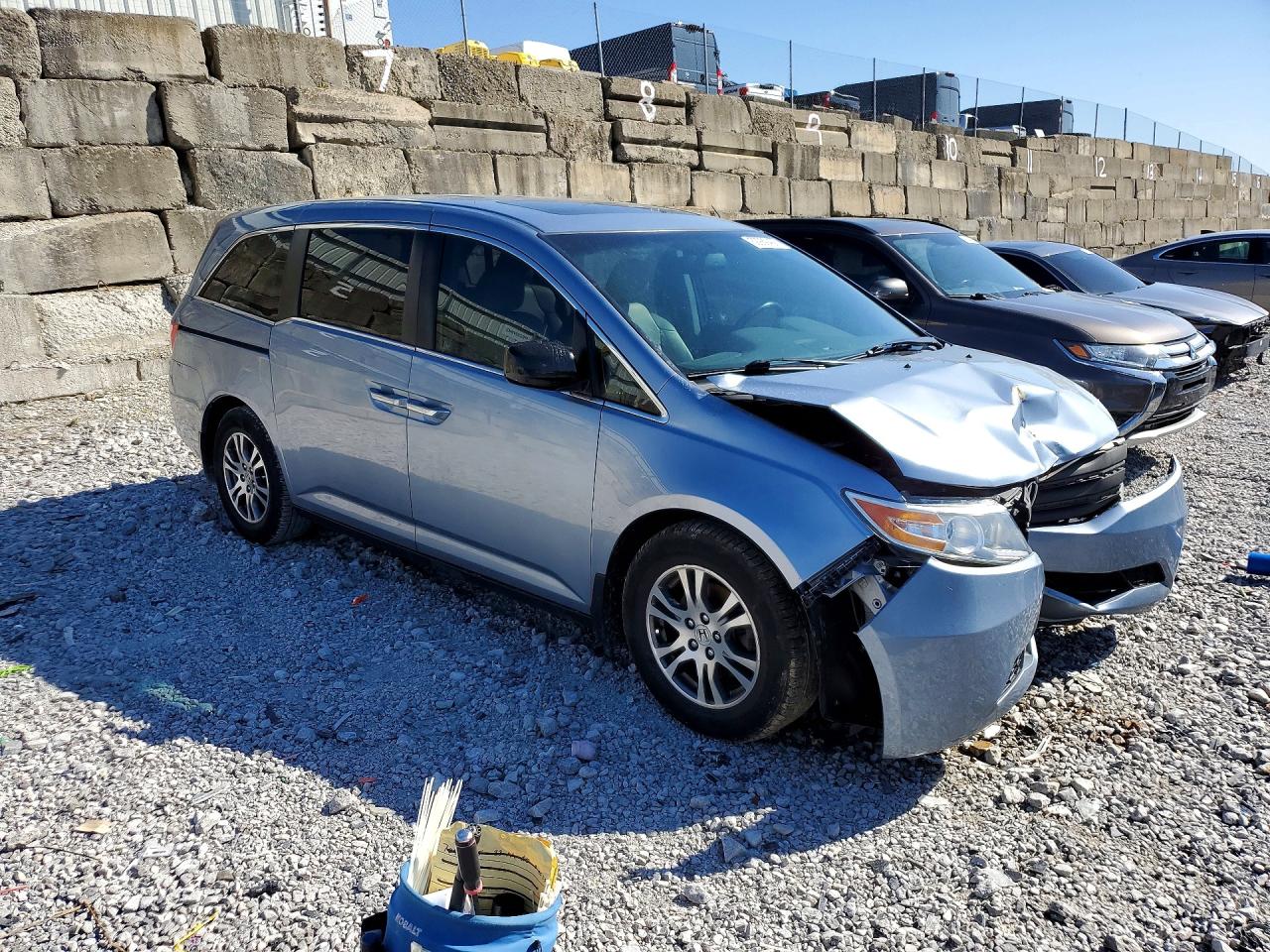 2012 HONDA ODYSSEY EXL photo 4