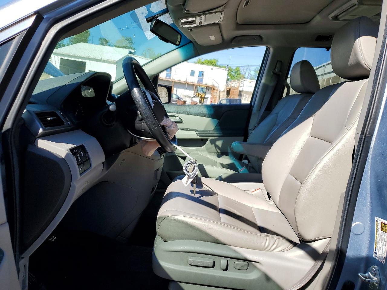 2012 HONDA ODYSSEY EXL photo 7
