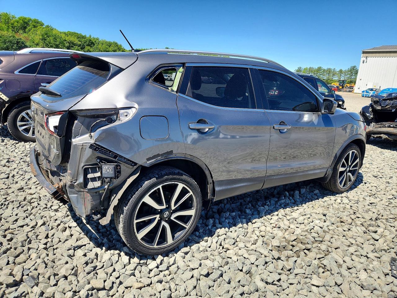 2018 NISSAN ROGUE SPORT SL photo 3