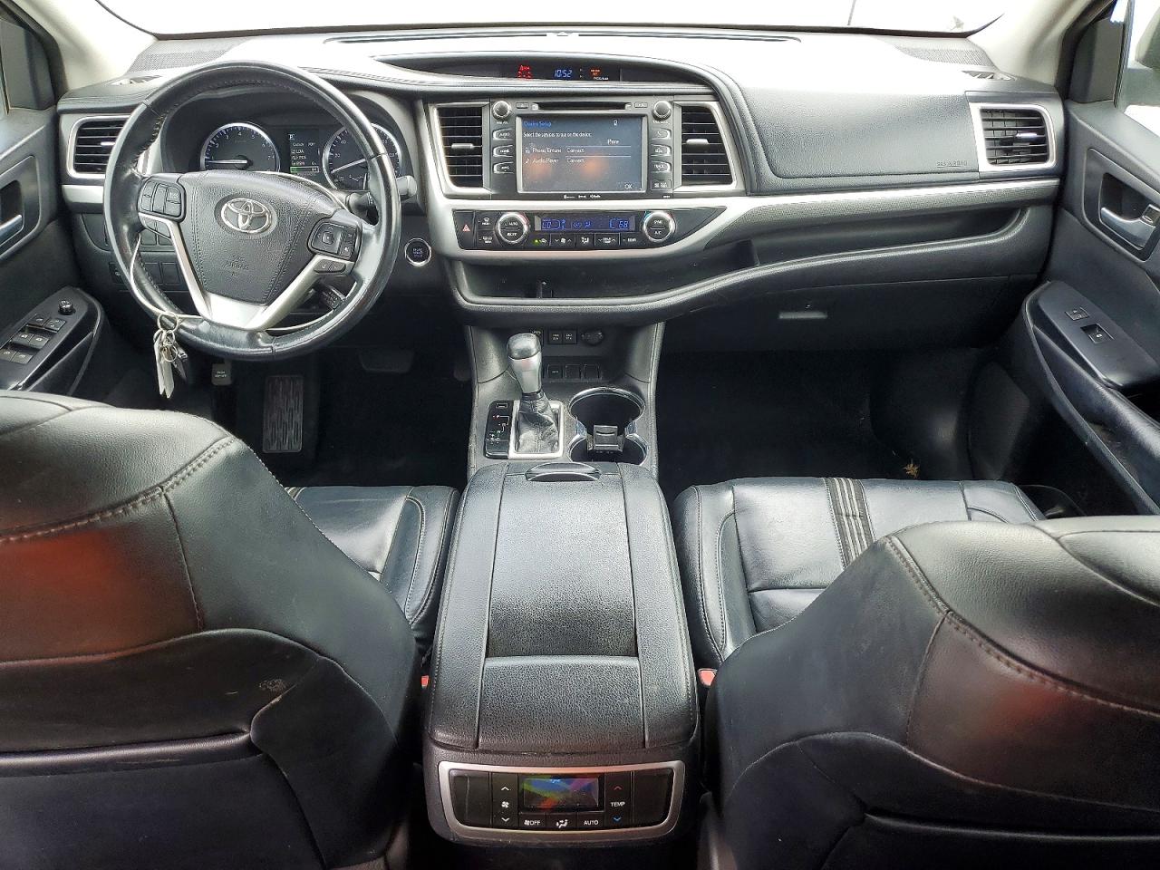 2018 TOYOTA HIGHLANDER SE photo 15