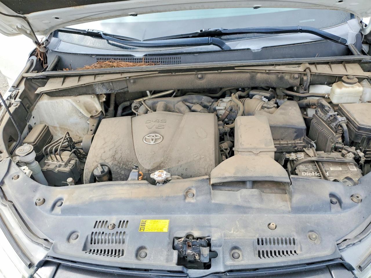 2018 TOYOTA HIGHLANDER SE photo 23