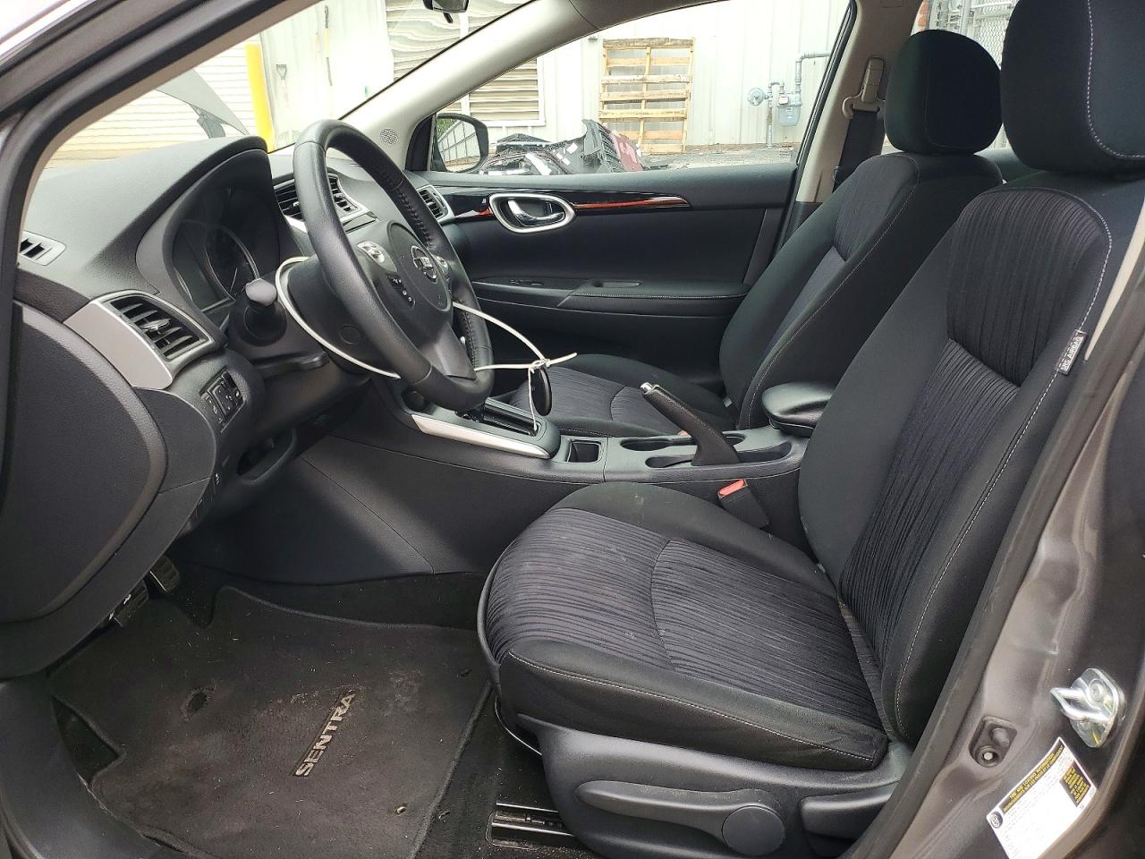 2019 NISSAN SENTRA SV photo 13