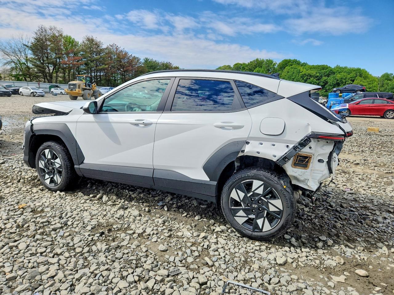 2025 HYUNDAI KONA SEL photo 2