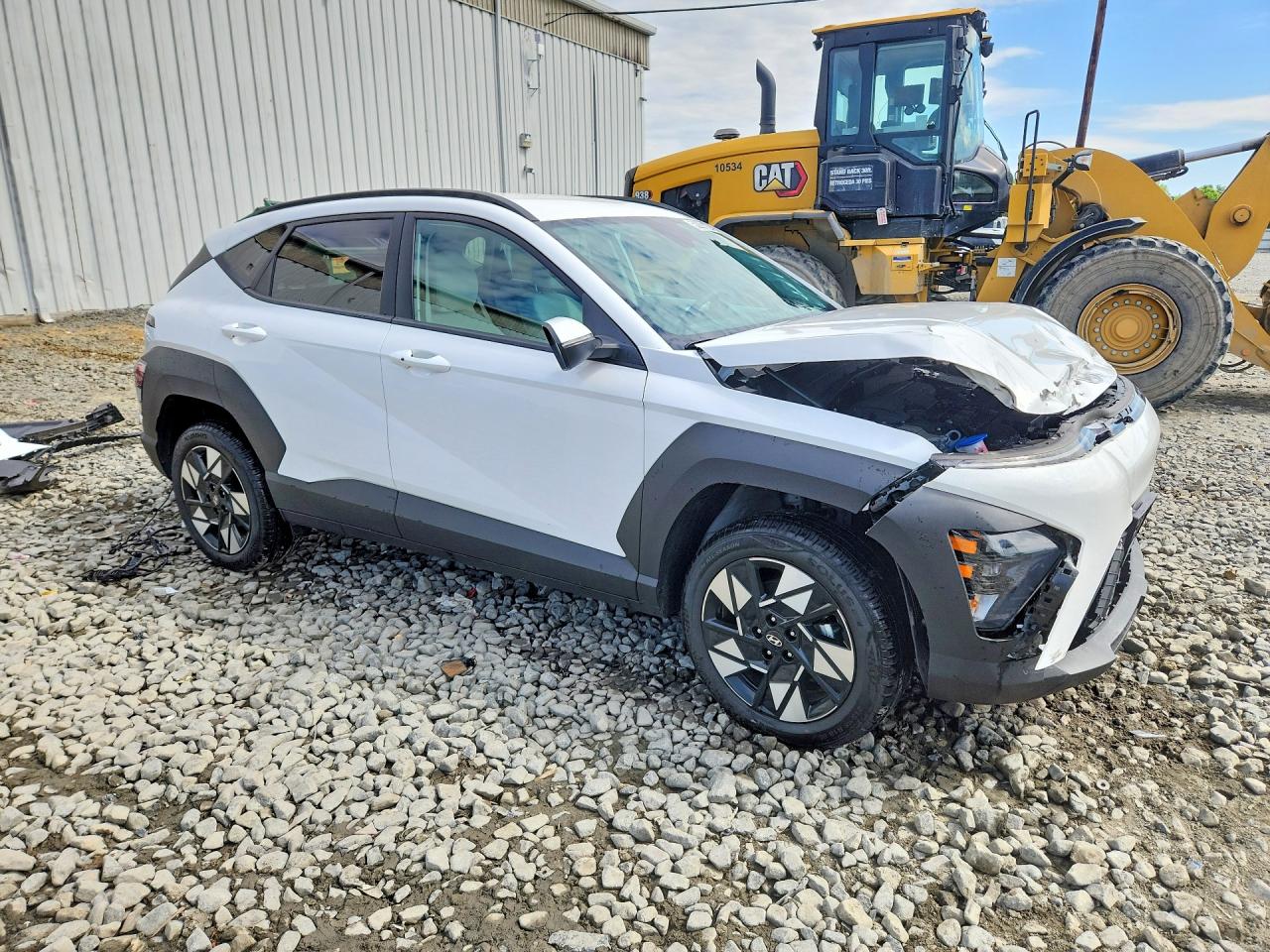 2025 HYUNDAI KONA SEL photo 4