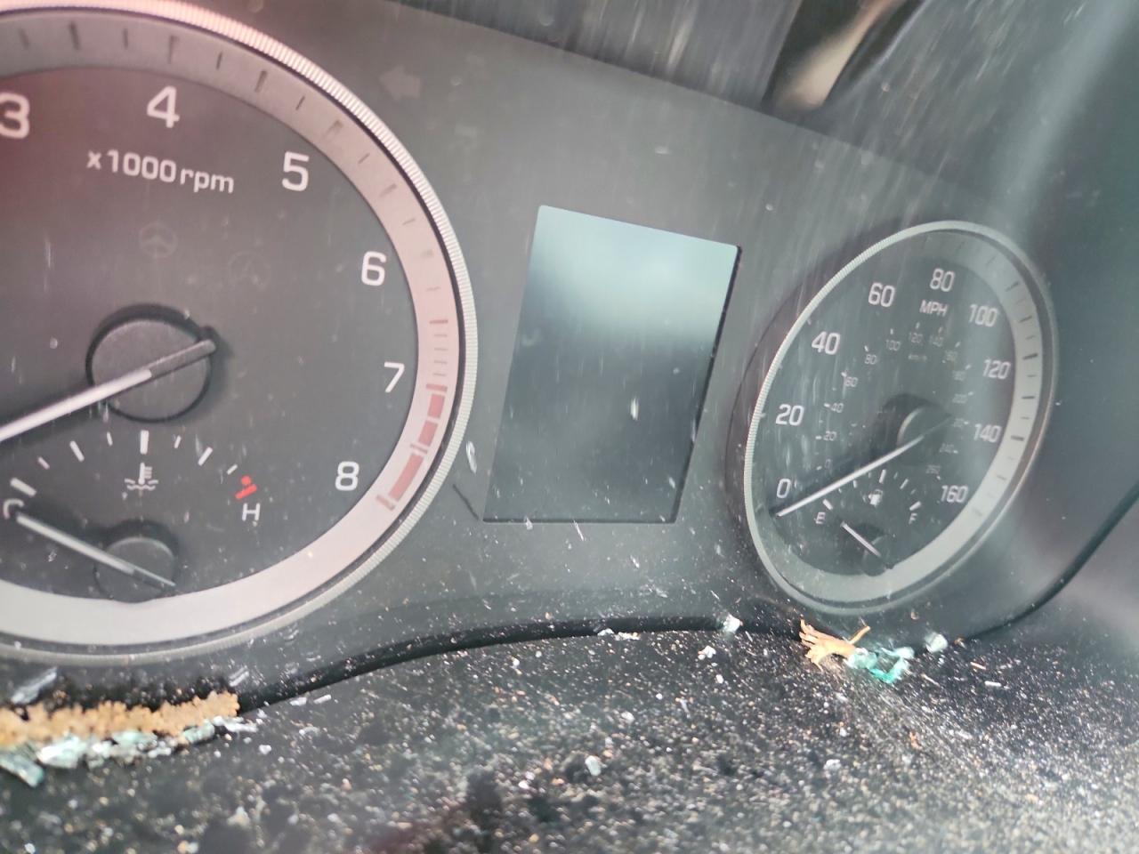 2019 HYUNDAI TUCSON SE photo 17