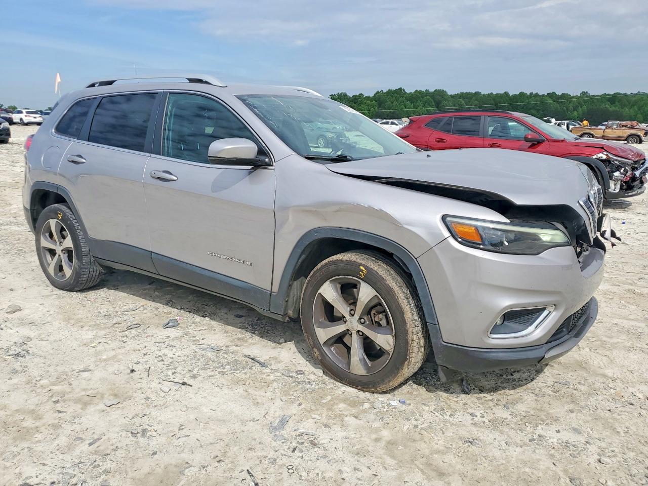 2019 JEEP CHEROKEE LIMITED photo 4