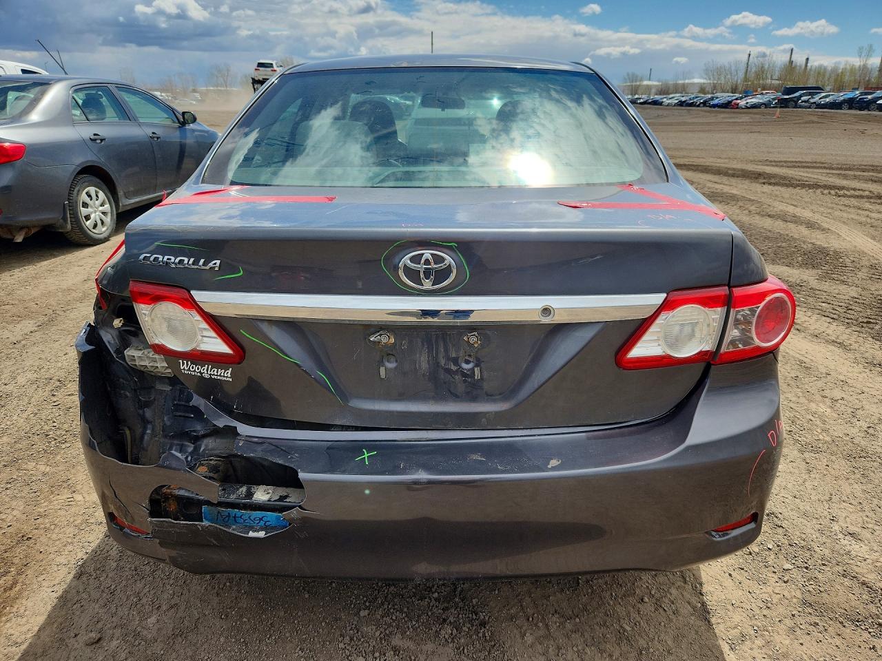 2013 TOYOTA COROLLA L photo 11