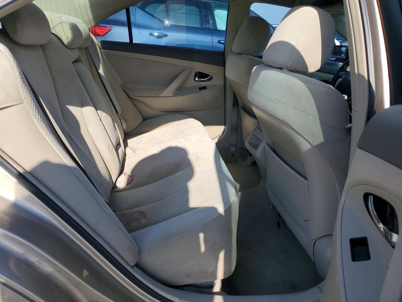 2009 TOYOTA CAMRY LE photo 19