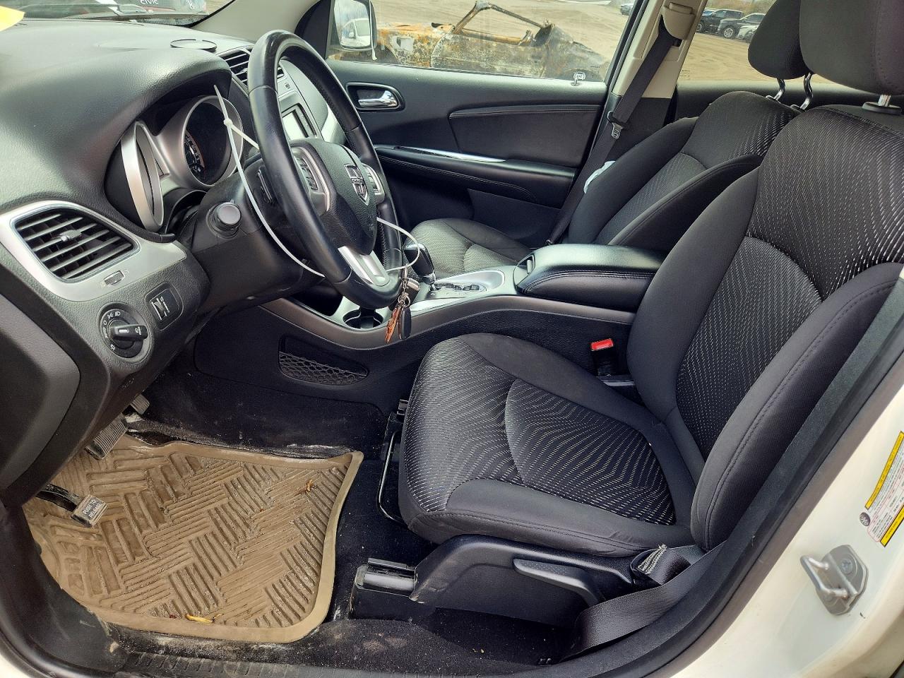 2015 DODGE JOURNEY SXT photo 7