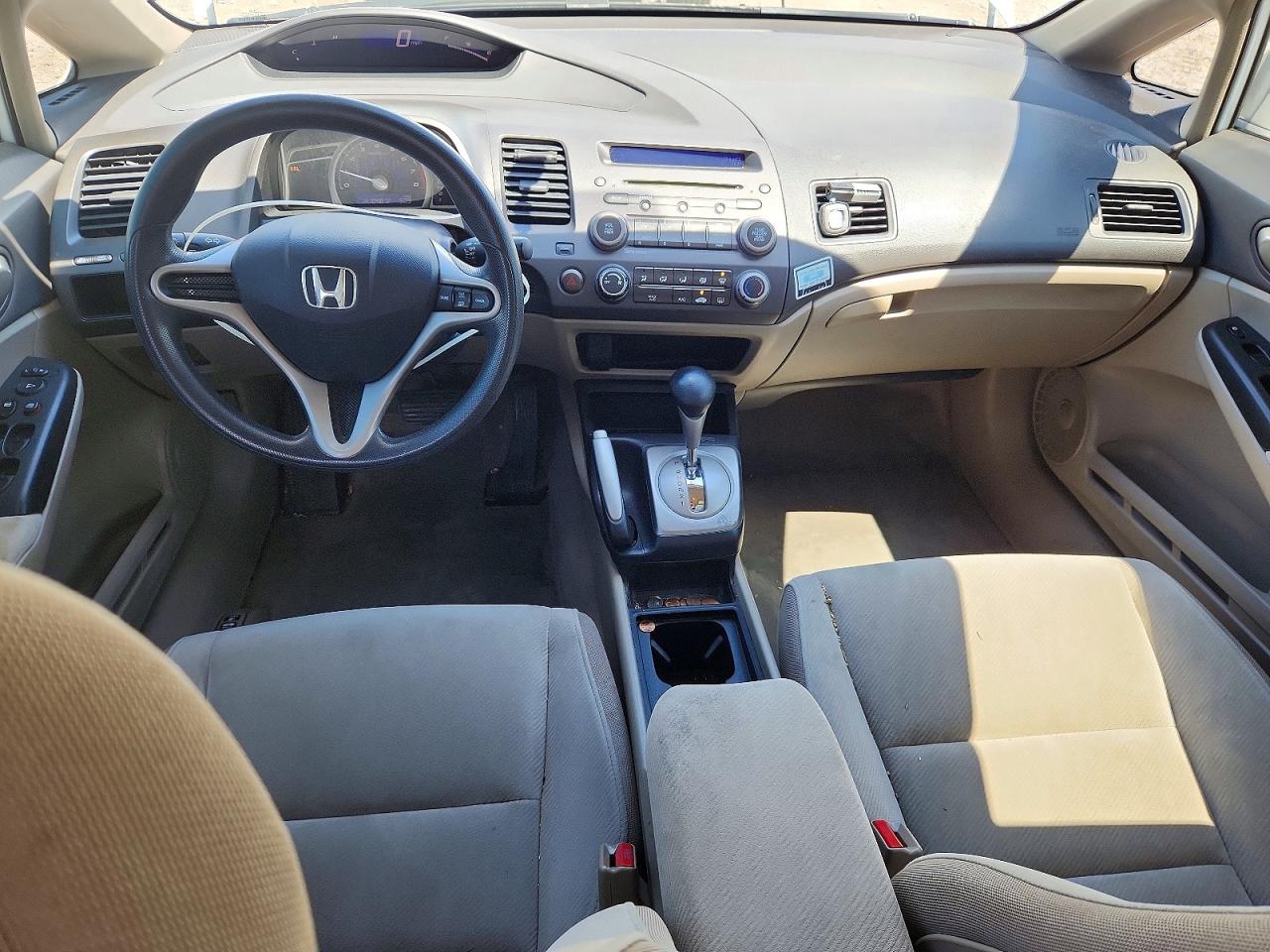2010 HONDA CIVIC LX photo 8