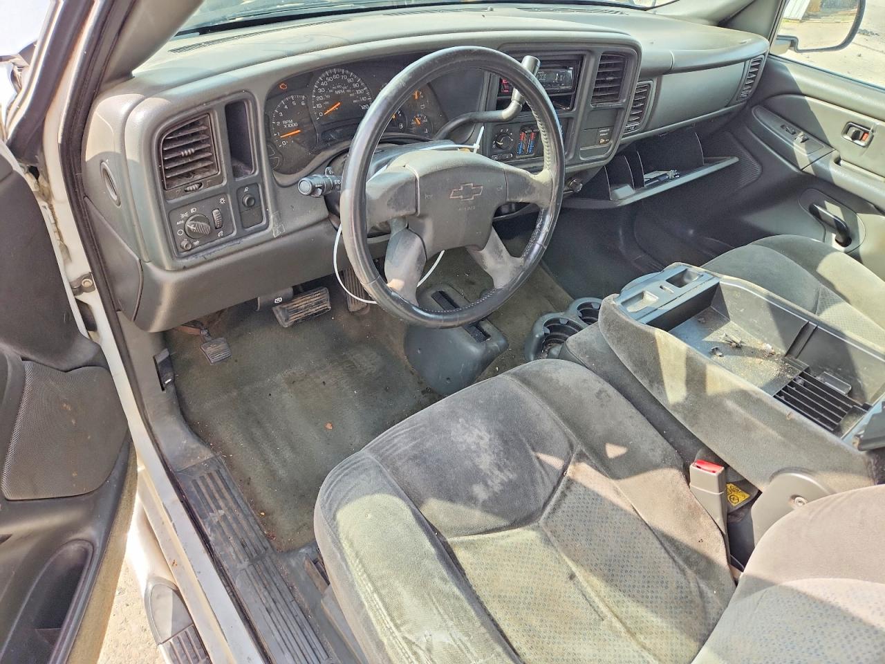 2004 CHEVROLET SILVERADO K1500 photo 15
