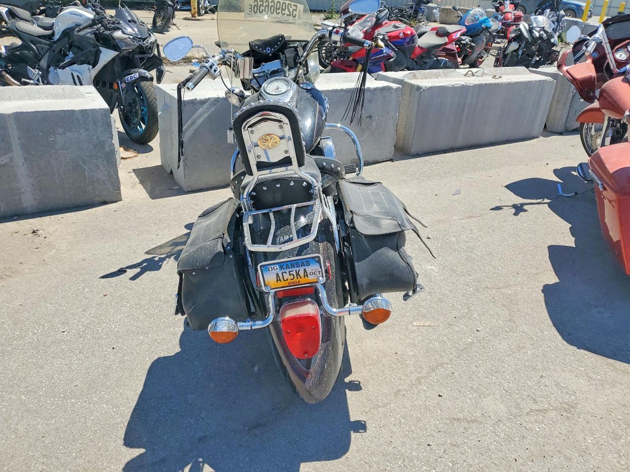 2004 YAMAHA XVS1100 A photo 7