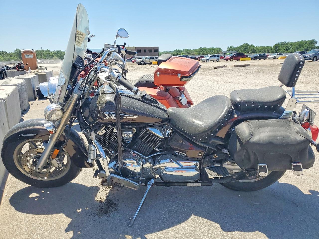 2004 YAMAHA XVS1100 A photo 5