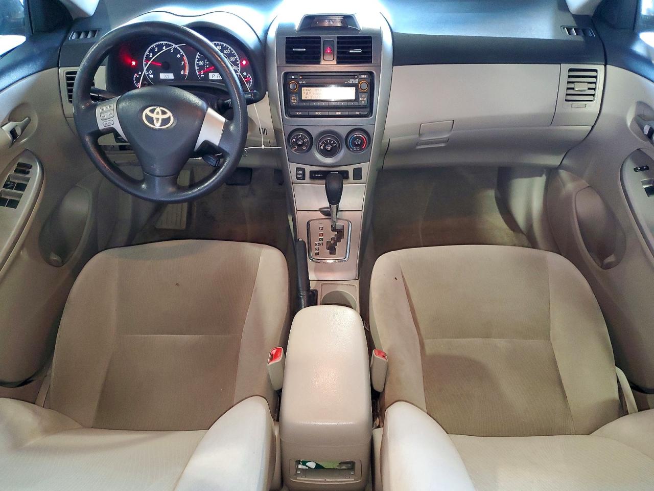2012 TOYOTA COROLLA LE photo 15