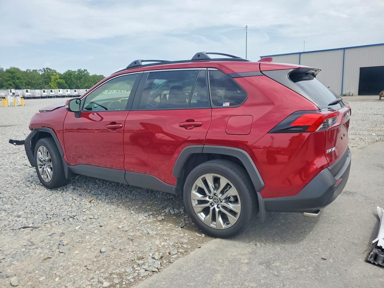 2021 TOYOTA RAV4 XLE PREMIUM photo 4