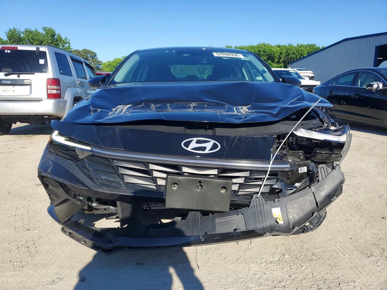 2025 HYUNDAI ELANTRA SE photo 9