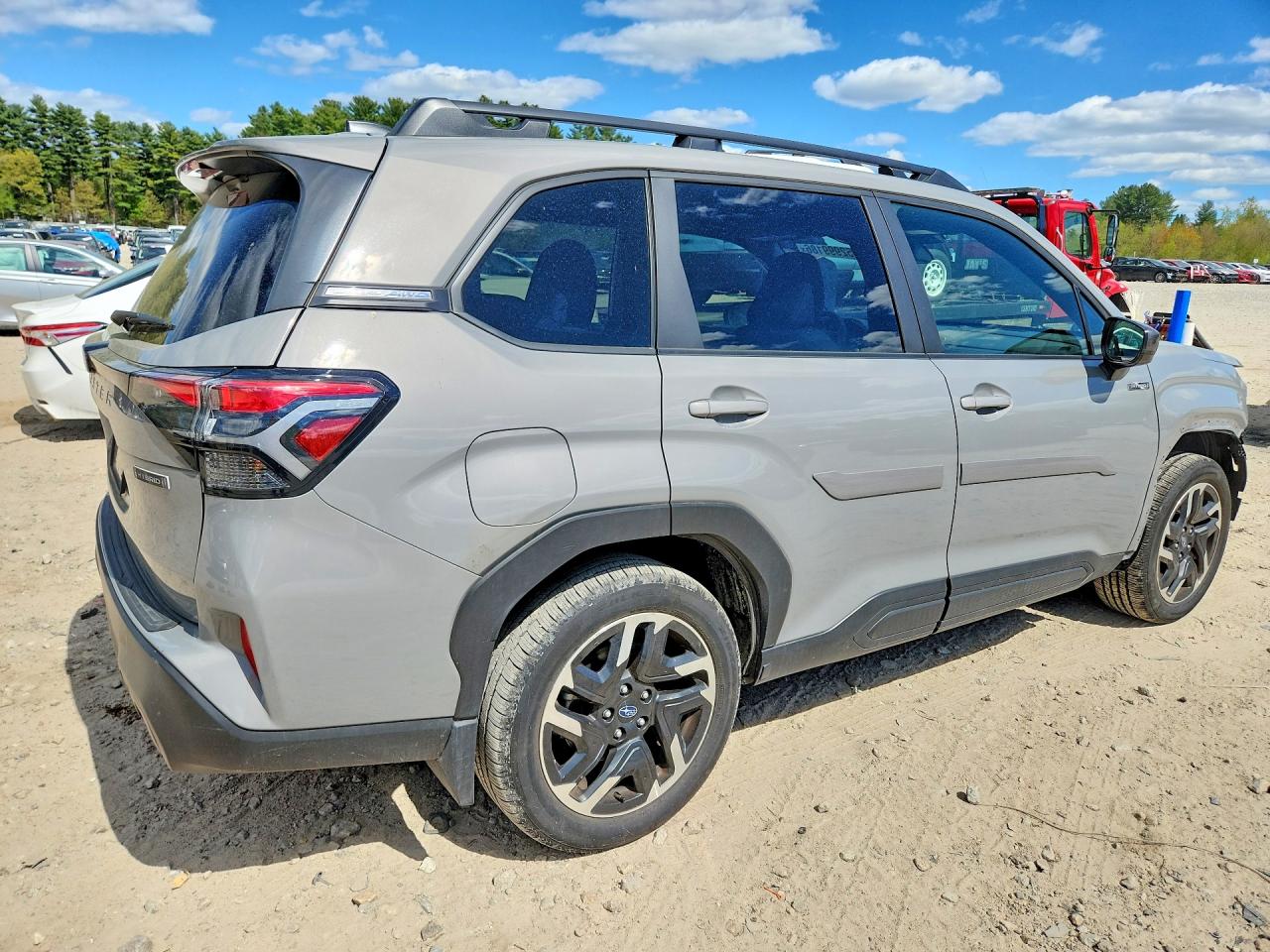 2025 SUBARU FORESTER PREMIUM photo 5