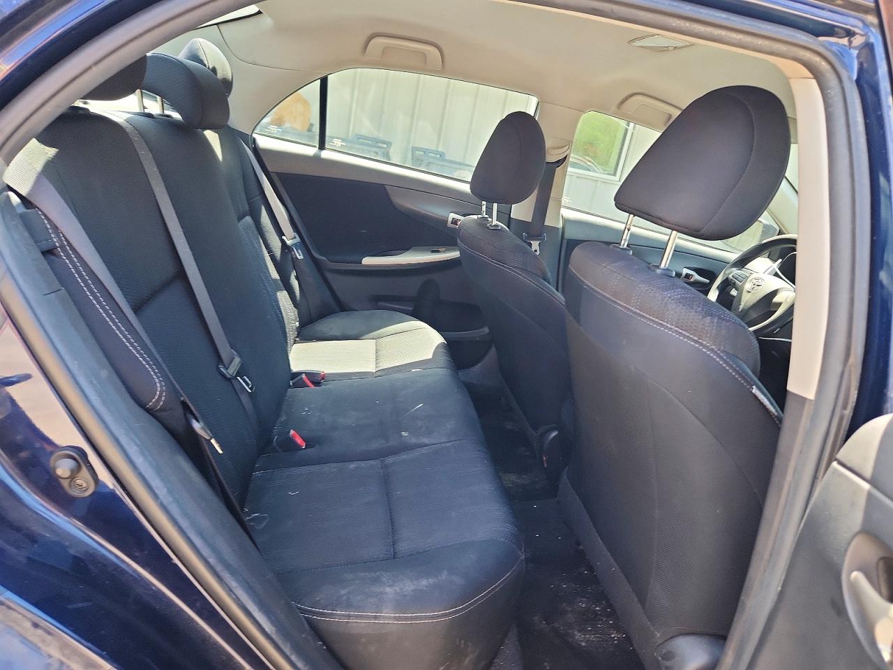 2013 TOYOTA COROLLA S photo 19