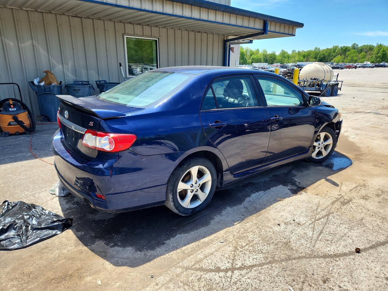 2013 TOYOTA COROLLA S photo 5