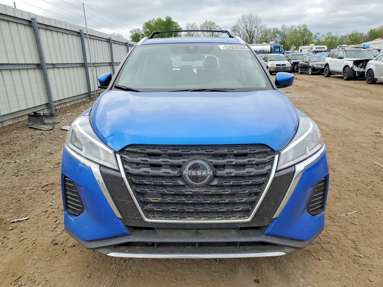 2023 NISSAN KICKS SV photo 9
