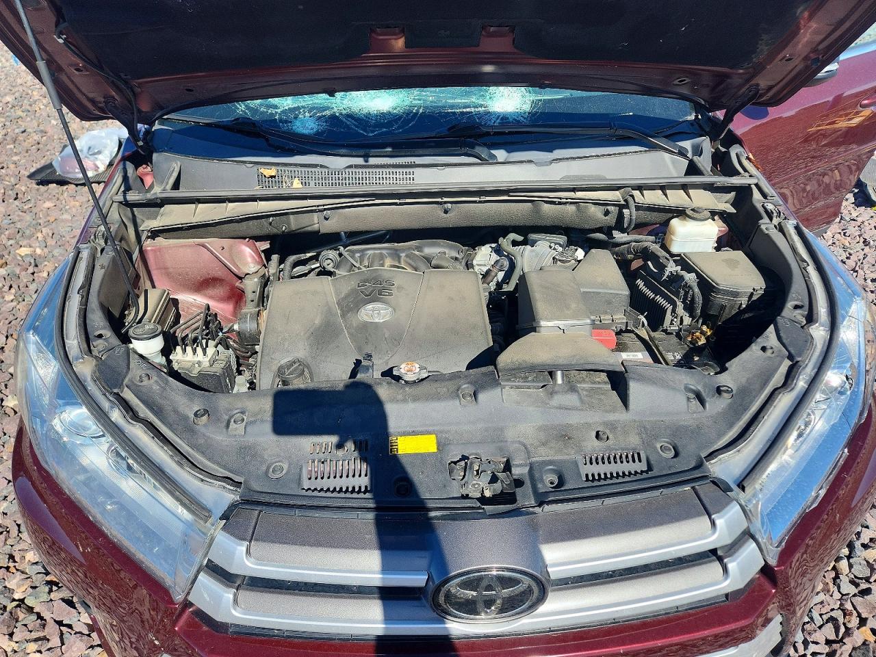 2019 TOYOTA HIGHLANDER XLE photo 23