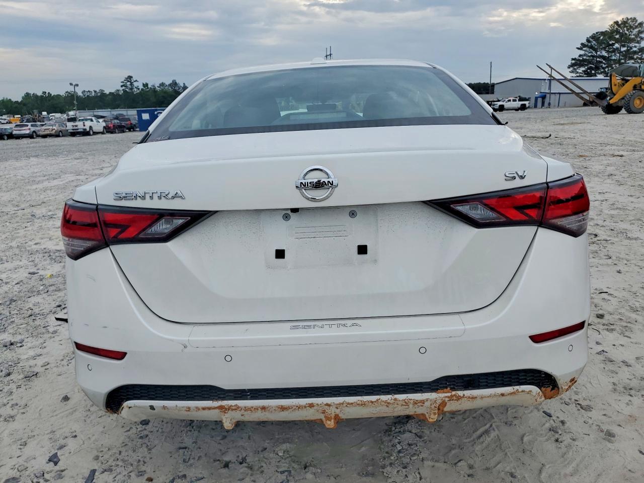 2022 NISSAN SENTRA SV photo 6