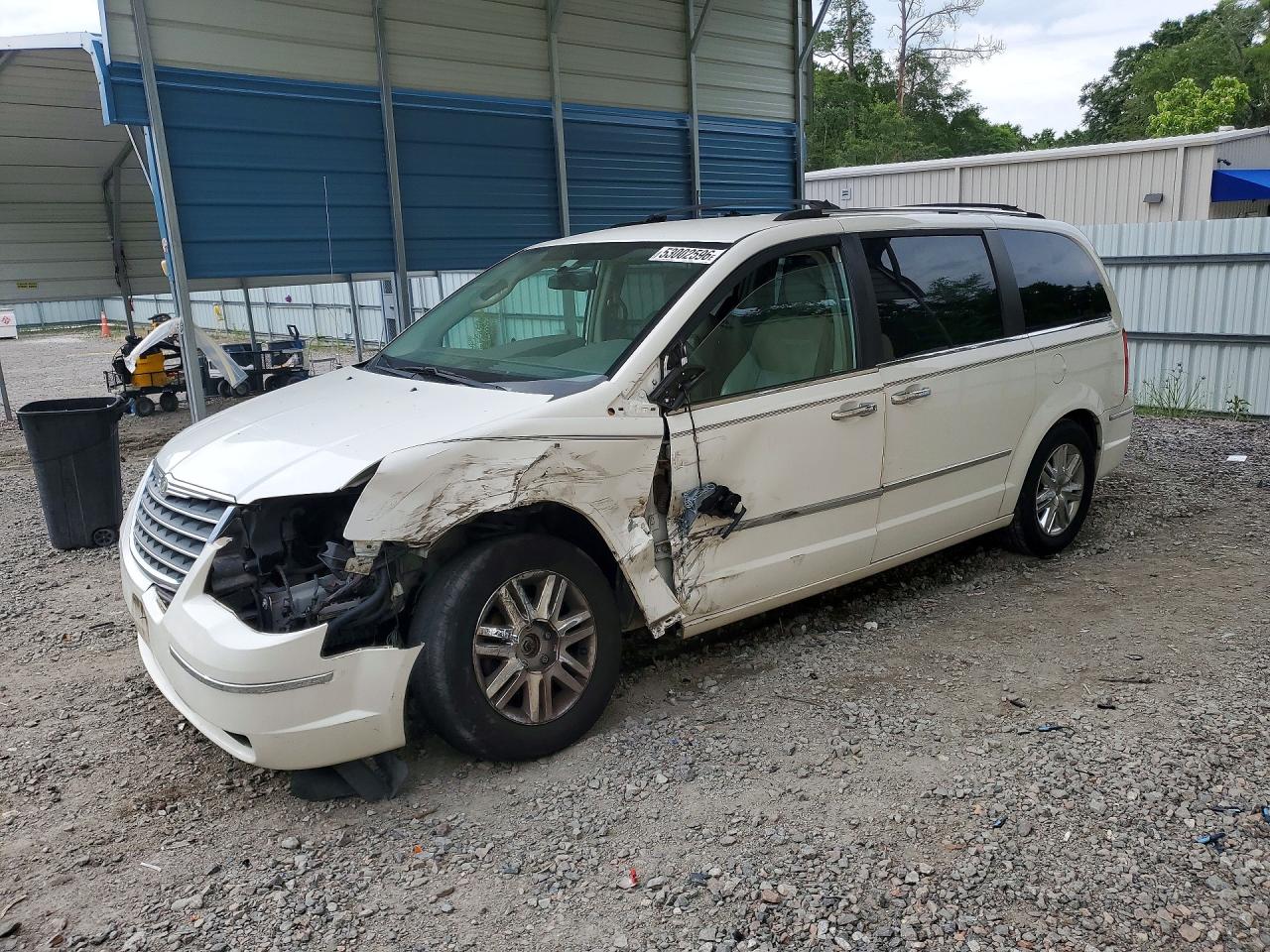 2010 CHRYSLER TOWN & COUNTRY